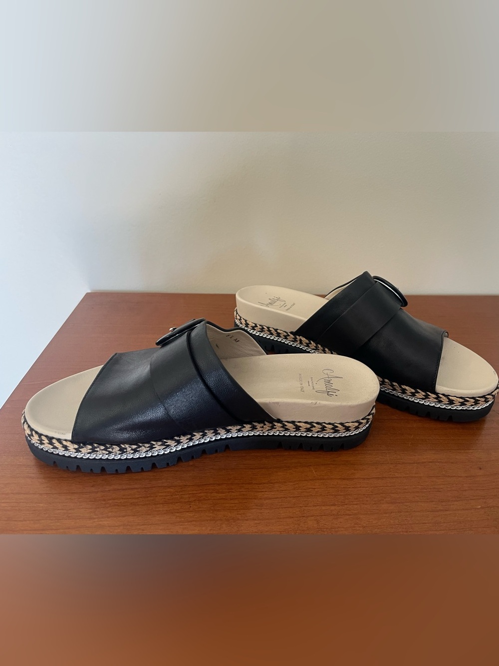 Amalfi black leather sandals 8.5 NWOT